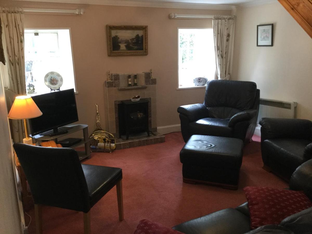 Three-Bedroom Old Cottage Free Parking Inverness Eksteriør bilde