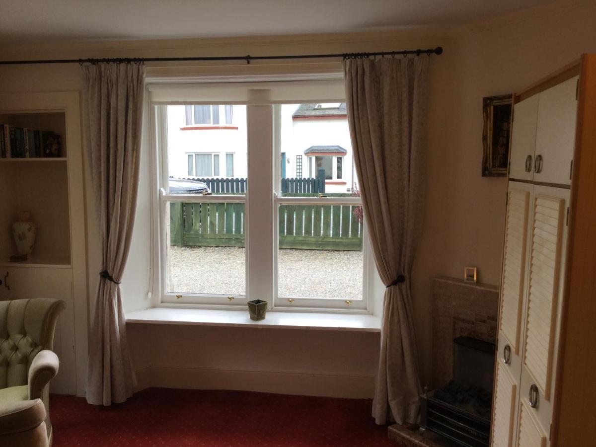 Three-Bedroom Old Cottage Free Parking Inverness Eksteriør bilde