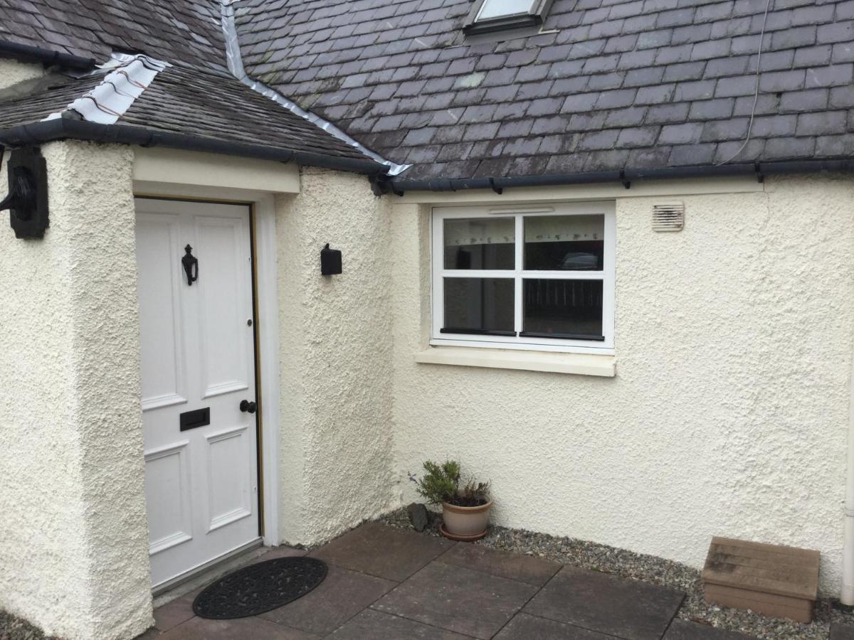Three-Bedroom Old Cottage Free Parking Inverness Eksteriør bilde